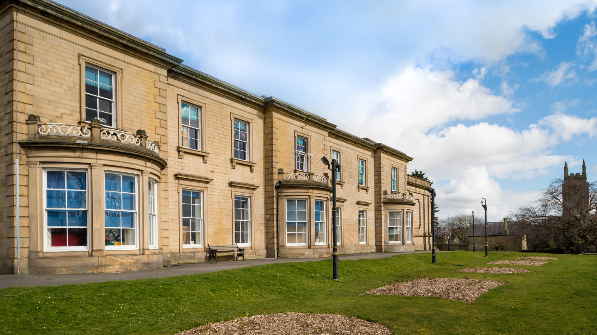Side of Smith Art Gallery